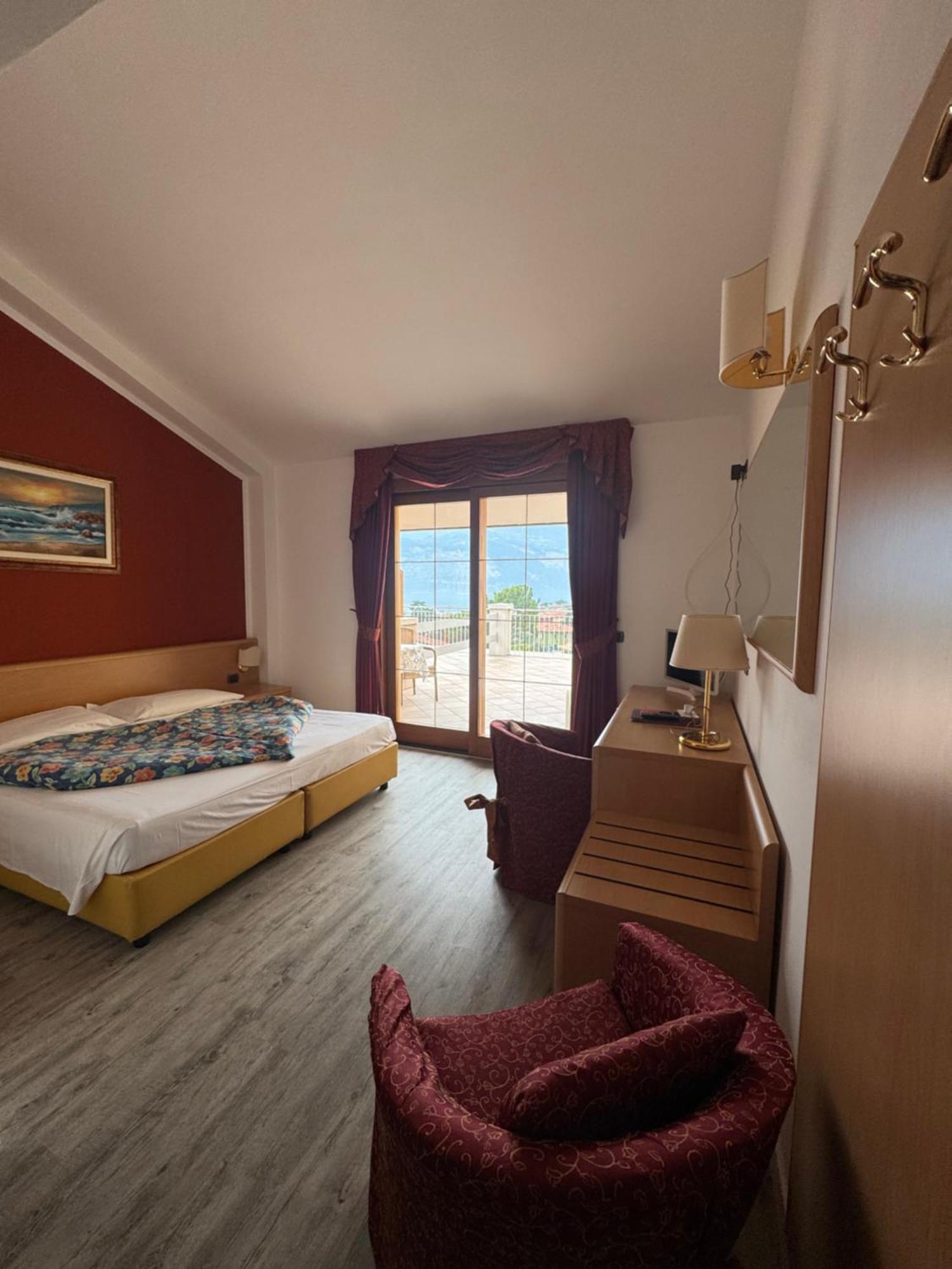 Hotel Alpi Malcesine Dış mekan fotoğraf